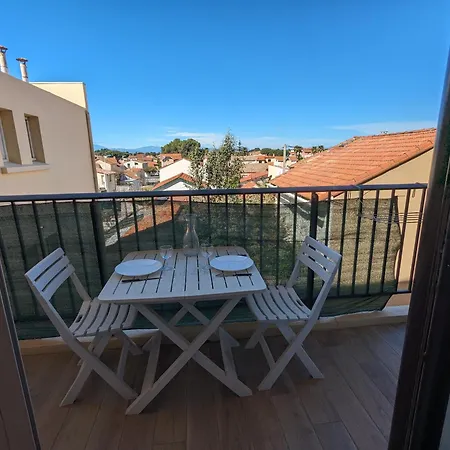 Apartment Climatise Avec Balcon - Vue Montagne - 50 M De La